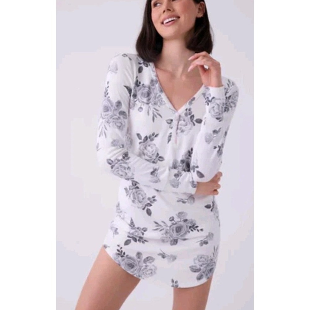 PJ Salvage Feeling Loved Night‎ Shirt Women's XL White Floral Pajama Long Sleeve